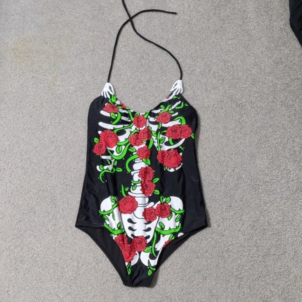 NWT Too Fast skeleton swim suit